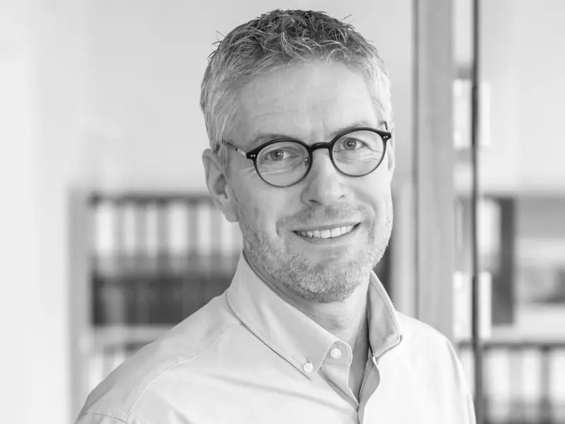 Dan adm. Direktør